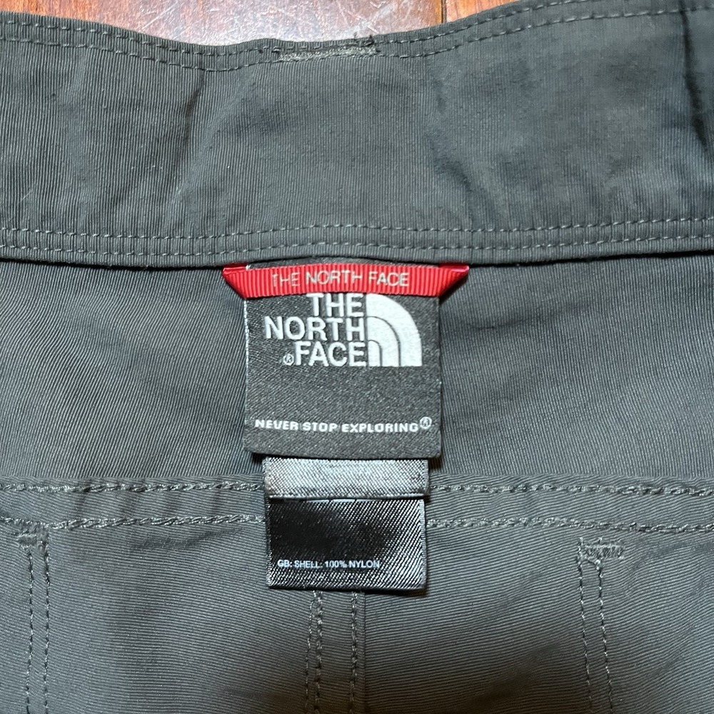 The North Face Shorts Mens 36 10" Inseam Gray Nylon Performance Hiking Outdoors - Picture 4 of 11